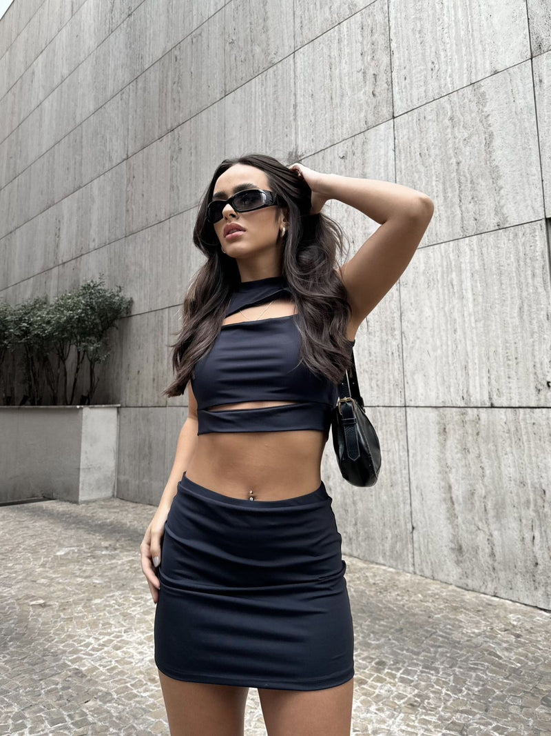 Cropped Luara